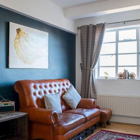 Beautifully Decorated Contemporary 2 Bedroom Flat London Exteriör bild